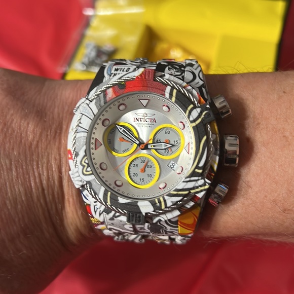 Invicta 27095 52mm Bolt Zeus Men's Bracelet Watch - Picture 6 of 6